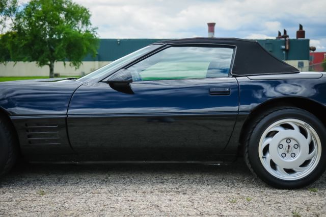 1992 Chevrolet Corvette Convertible - photo 8