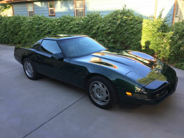 1992 Corvette Convertible with auxiliary hardtop,​ 1 of 915 made that year. 1992 Chevrolet Corvette