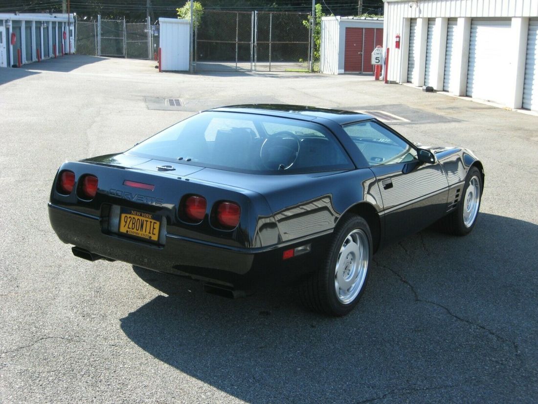 1992 Chevrolet Corvette LT-1 - photo 4