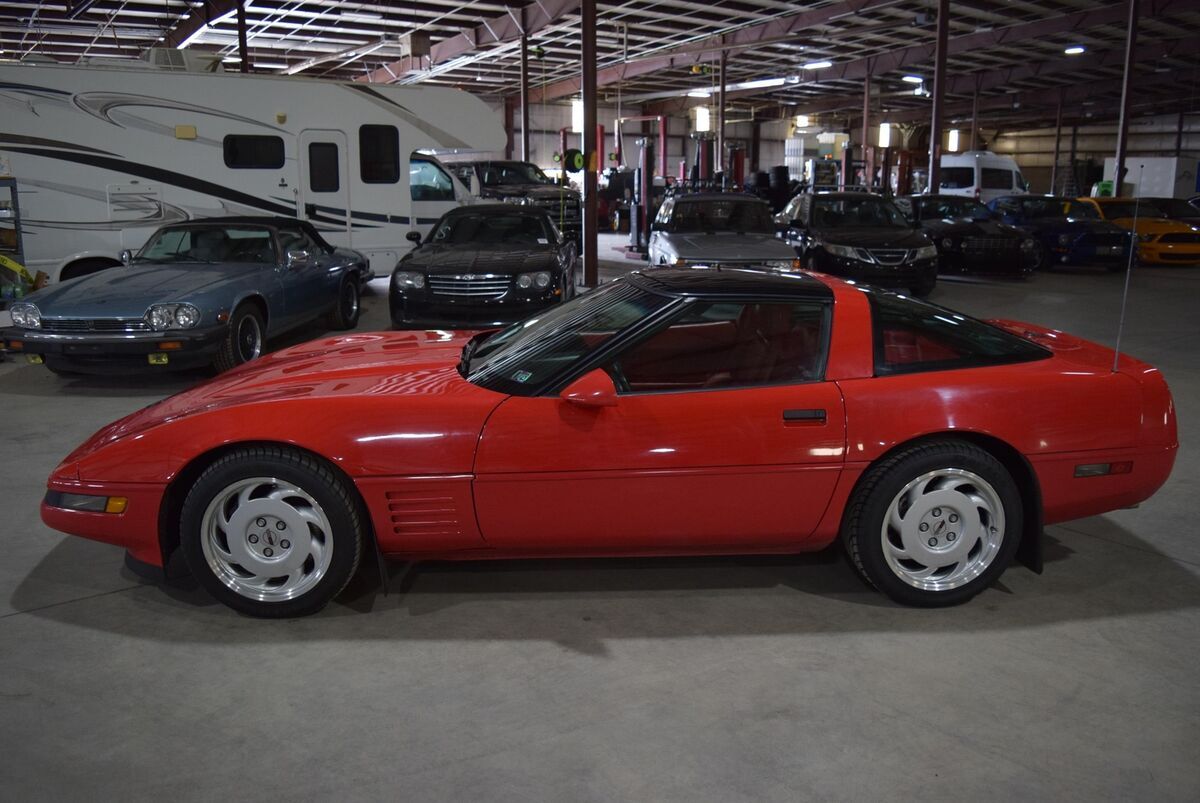 1992 Chevrolet Corvette - photo 2