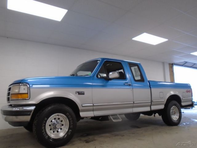 1992 Ford F-150 Custom SuperCab Short Bed 4WD - photo 3