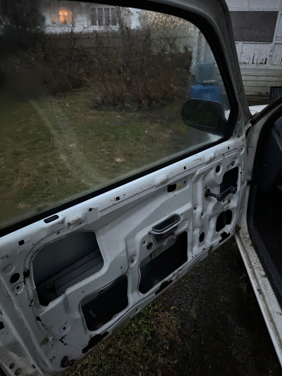 1992 Daihatsu Charade SE - photo 12