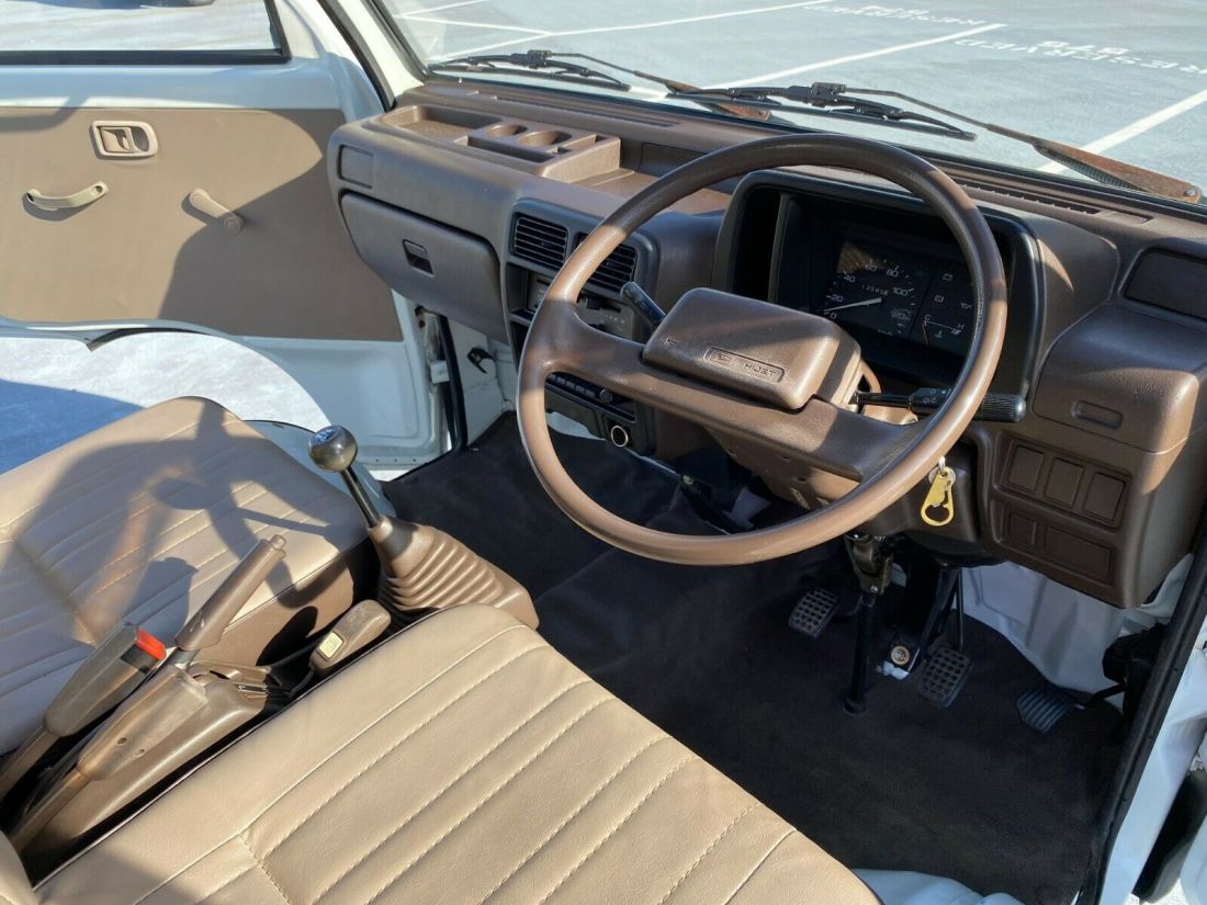 1992 Daihatsu Hilux 4 Wheel Drive Pick up - photo 11