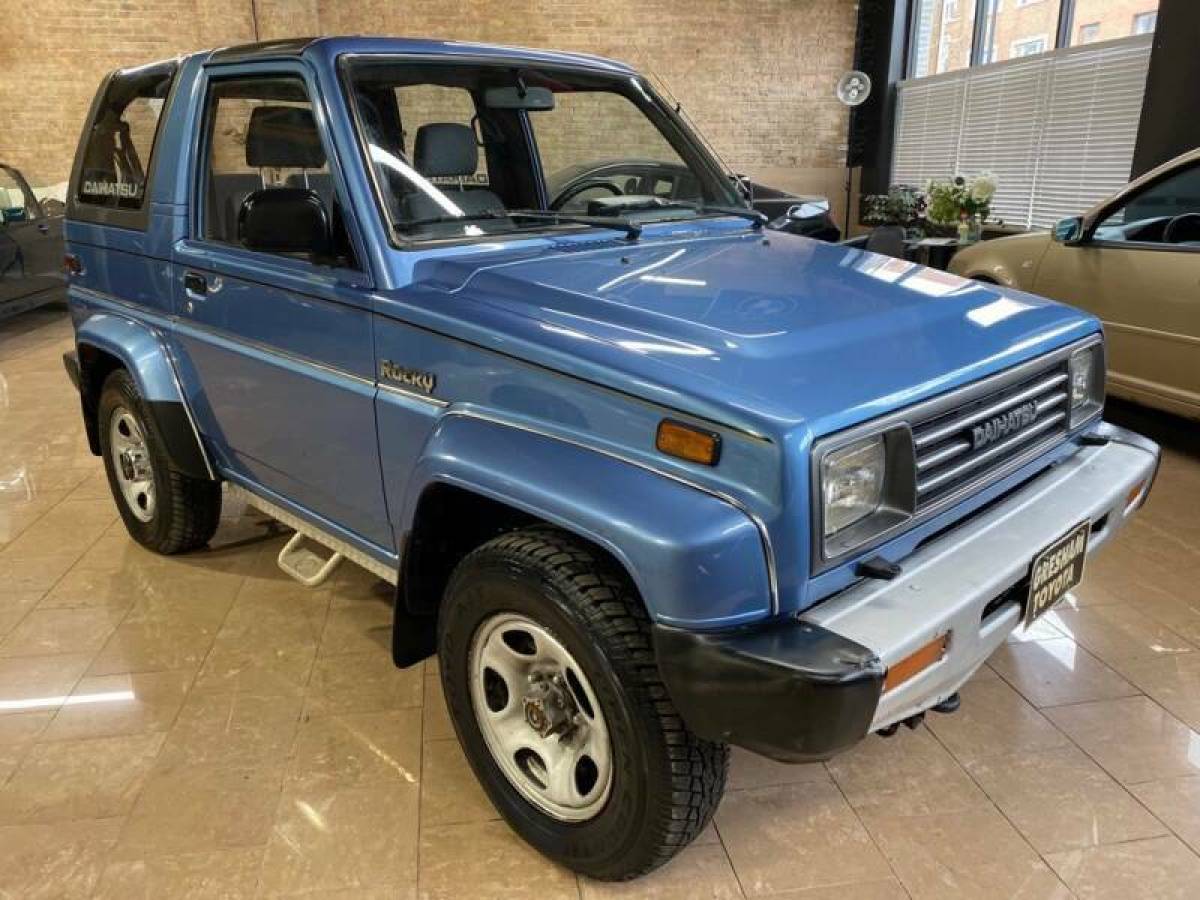 1992 Daihatsu ROCKY SX Manual 4X4 I4 1.4L Gasoline 1992 Daihatsu Charade SX