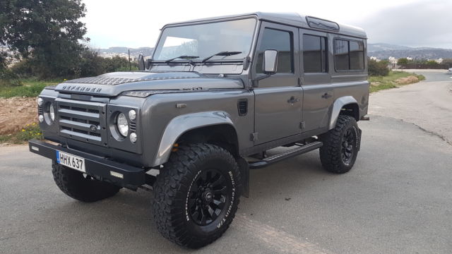 1992 Land Rover Defender COUNTY TRIM - photo 2
