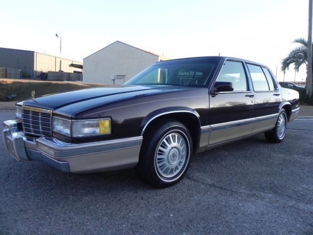 1992 Deville **ONLY 58K ORIGINAL MILES** Clean CarFax! 9.5/10 Condition @RARE!@ 1992 Cadillac DeVille DeVille Sedan