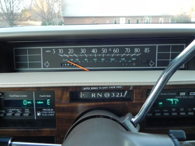 1992 Cadillac DeVille DeVille Sedan - photo 11