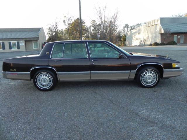 1992 Cadillac DeVille DeVille Sedan - photo 5