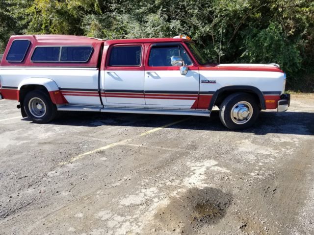 1992 Dodge Ram 3500 - photo 2