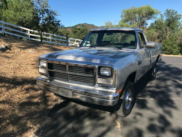1992 Dodge Ram 2500 LE - photo 2