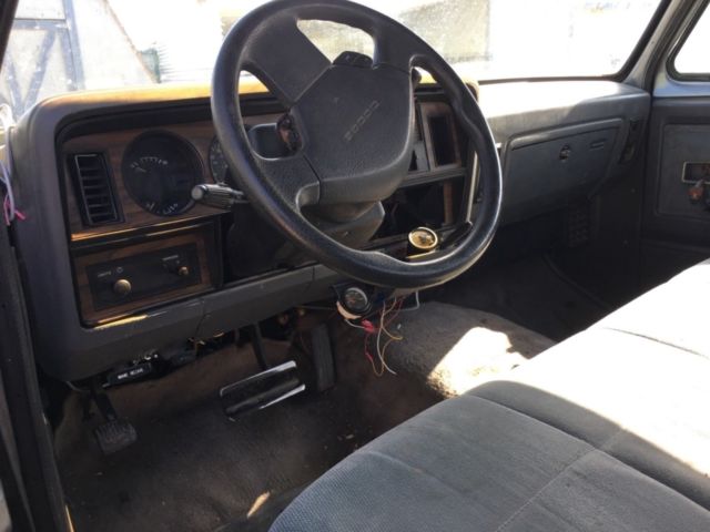 1992 Dodge Ram 2500 - photo 11