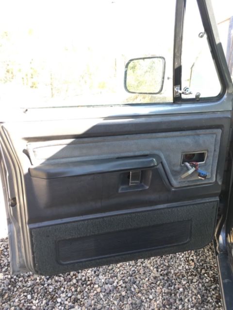 1992 Dodge Ram 2500 - photo 7