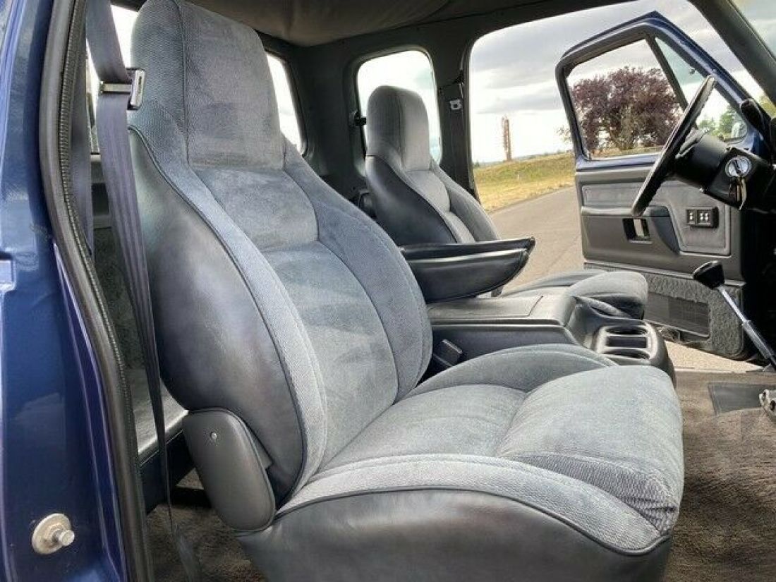 1992 Dodge Ram 2500 LE Laramie Club cab 4x4 Cummins all Original - photo 4