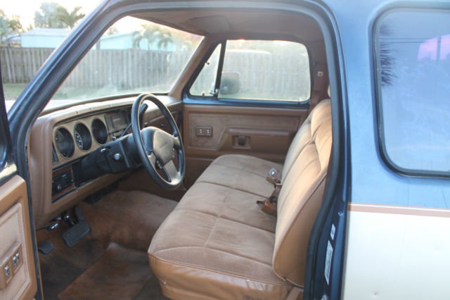 1992 Dodge Ram 2500 - photo 13