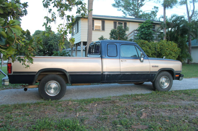 1992 Dodge Ram 2500 - photo 2