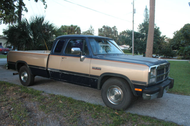 1992 Dodge Ram 2500 - photo 3