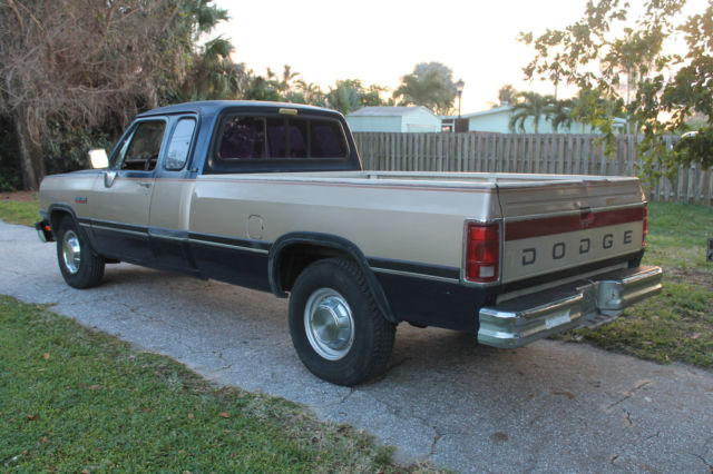 1992 Dodge Ram 2500 - photo 6