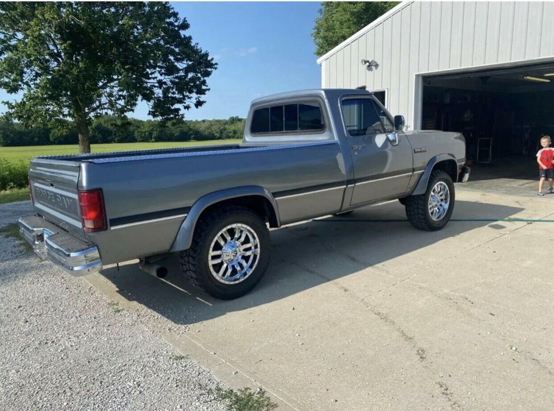 1992 Dodge D250 D200 - photo 6