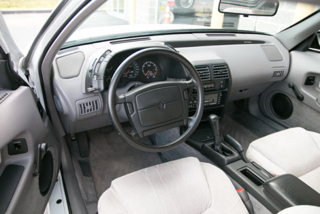 1992 Dodge Daytona - photo 13