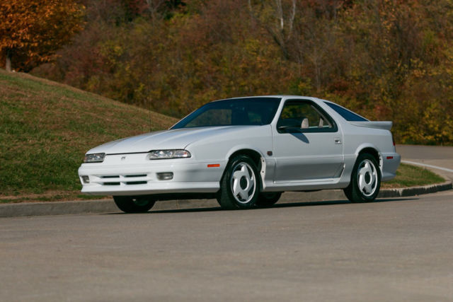 1992 Dodge Daytona - photo 3