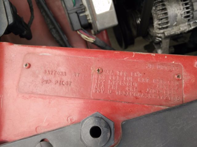 1992 Dodge Daytona IROC R/T - photo 12