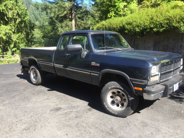 1992 Dodge Ram 2500 club cab deluxe - photo 2