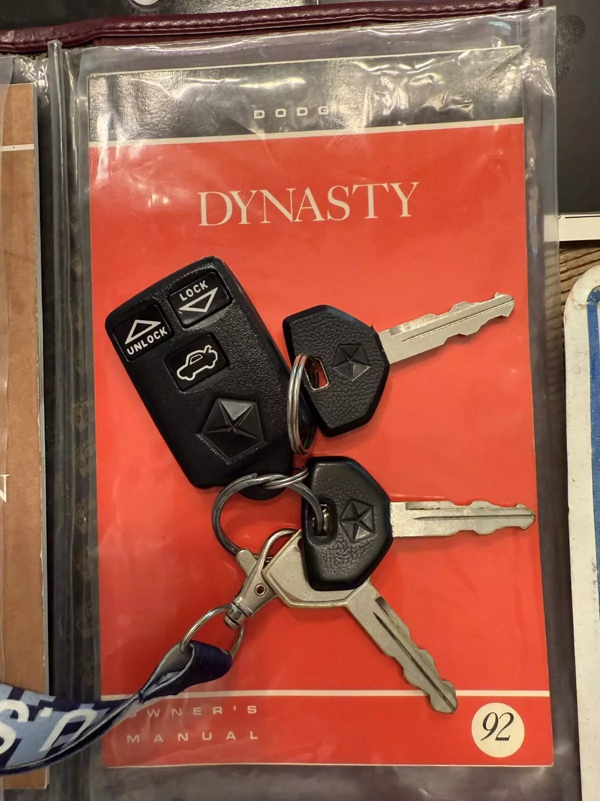 1992 Dodge Dynasty LE - photo 3
