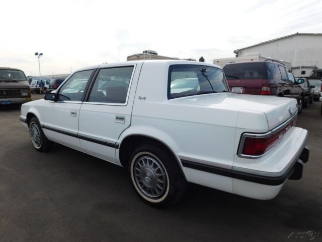 1992 Dodge Dynasty LE - photo 3