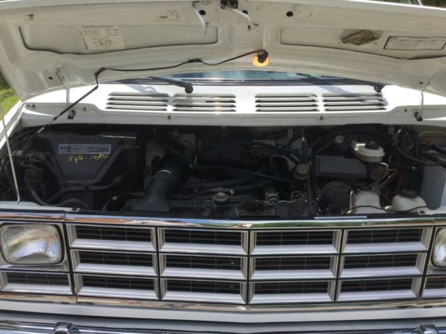 1992 Dodge Ram Van - photo 6