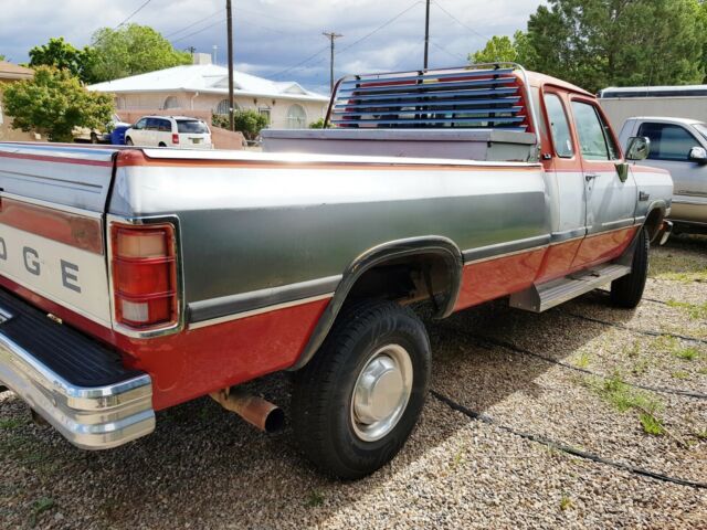 1992 Dodge Ram 2500 LE package - photo 3