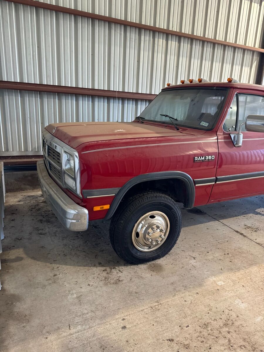 1992 Dodge 1 Ton Pickup - photo 2