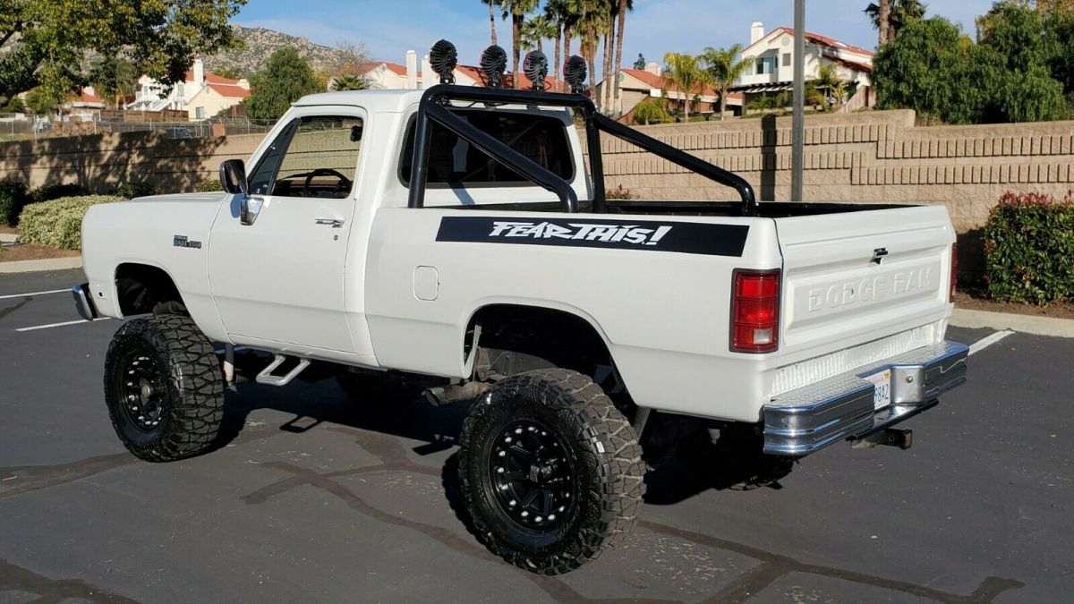1992 Dodge Ram 1500 POWER RAM, SHORT BED 4X4 - photo 4