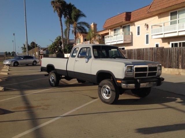 1992 Dodge Ram 2500 LE - photo 2