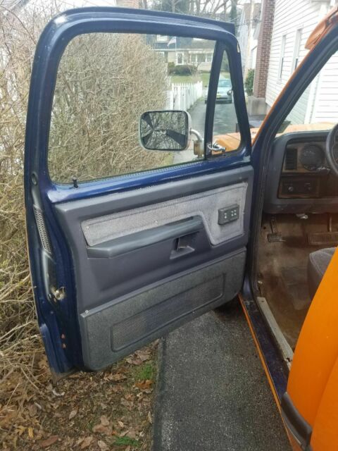 1992 Dodge Ram 1500 - photo 11