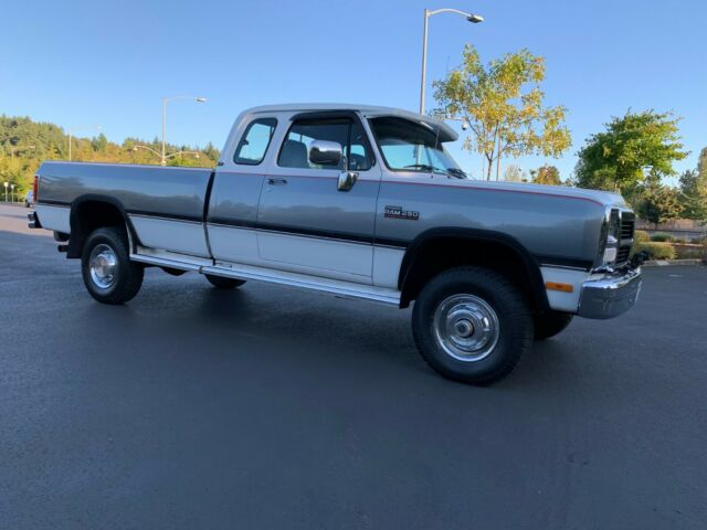 1992 Dodge Ram 2500 LE - photo 12