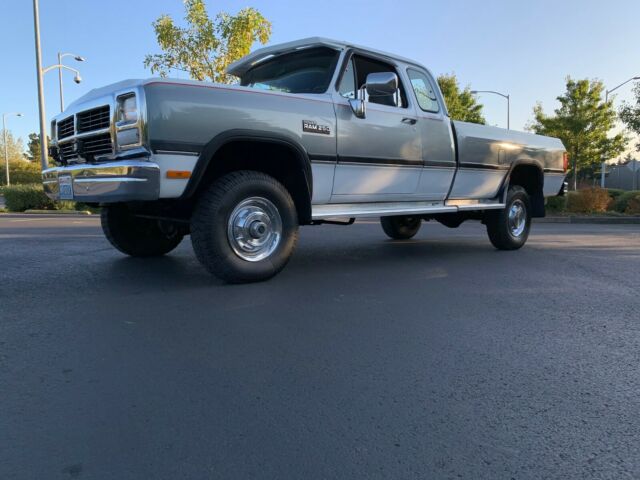 1992 Dodge Ram 2500 LE - photo 3