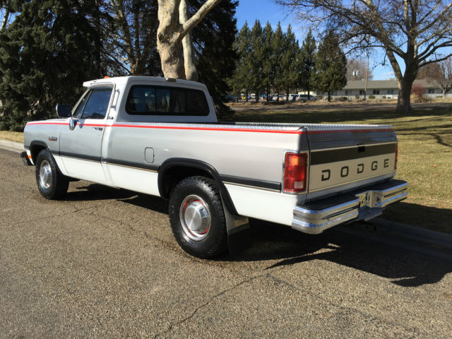 1992 Dodge Ram 2500 - photo 5