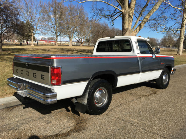 1992 Dodge Ram 2500 - photo 6