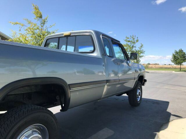 1992 Dodge Ram 2500 LE - photo 11