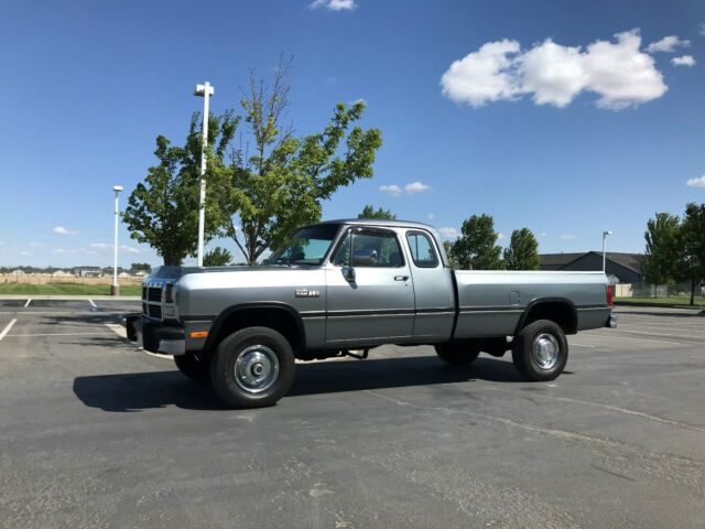 1992 Dodge Ram 2500 LE - photo 2