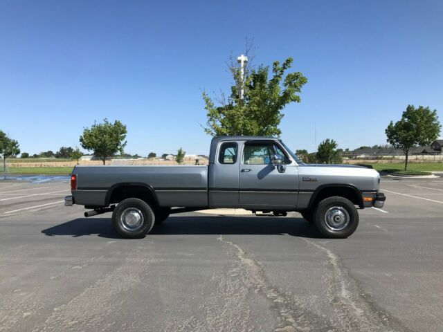 1992 Dodge Ram 2500 LE - photo 4