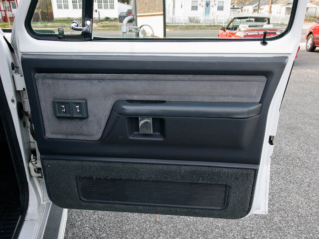 1992 Dodge Ram 2500 - photo 12