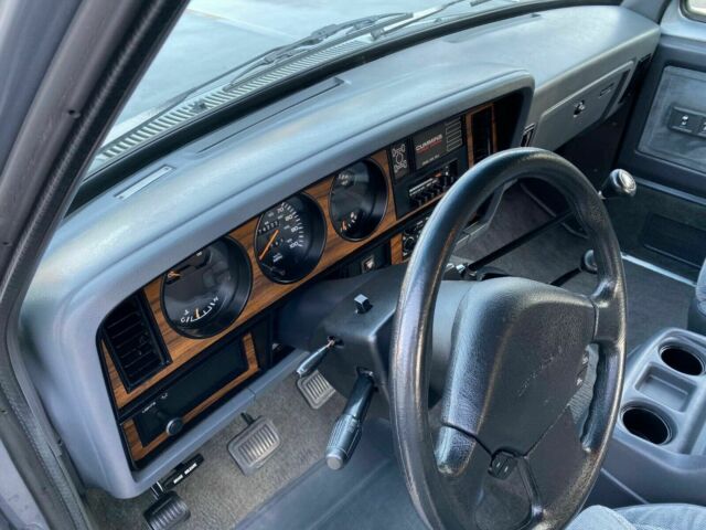 1992 Dodge Ram 2500 - photo 12