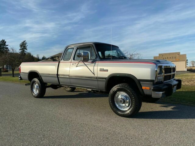 1992 Dodge Ram 2500 - photo 4