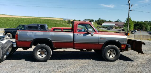 1992 Dodge Ram 2500 W200 - photo 2