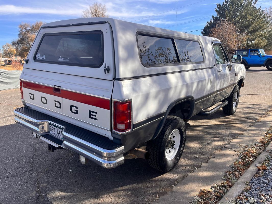 1992 Dodge RAM 350 Base very hard to find four-wheel-drive diesel man - photo 5