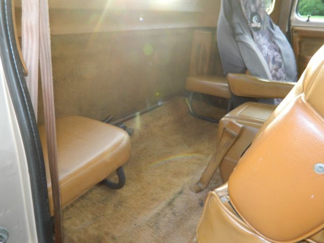 1992 Dodge Ram 3500 - photo 12