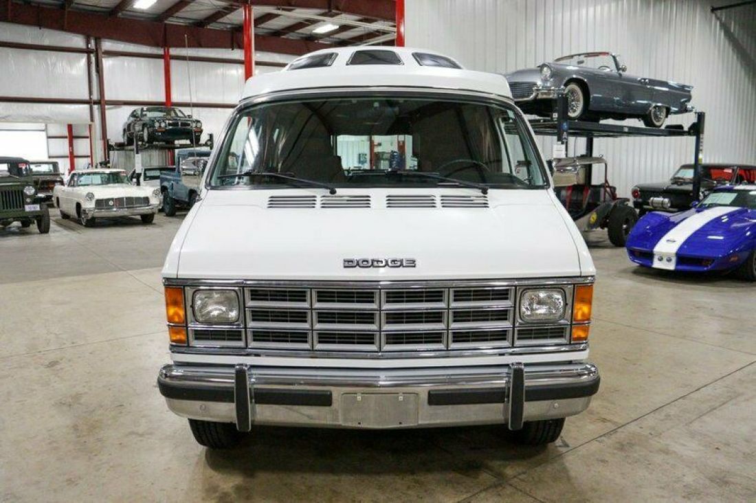 1992 Dodge Other Pickups Roadtrek 190 - photo 8