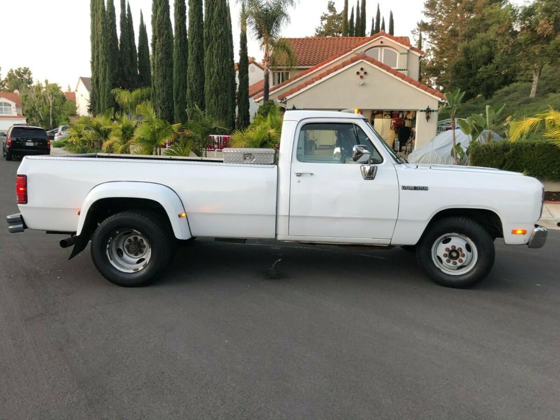 1992 Dodge Ram 3500 - photo 4