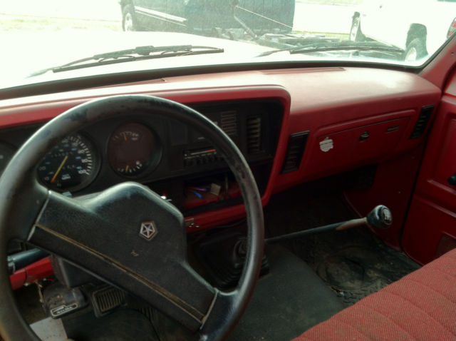 1992 Dodge Ram 3500 - photo 9